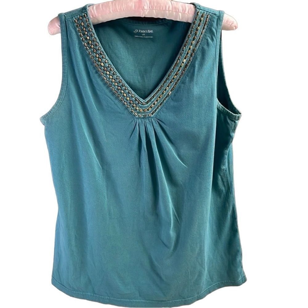 St. John’s Bay Ladies VNeck Sleeveless Wooden Beaded Top Teal Size Large